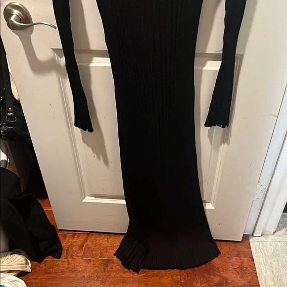 DISSH Black Ribbed Knit Top - Picture 4 of 5